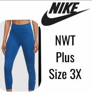 NWT Nike Leggings Plus Size 3X